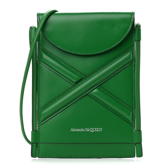 Alexander McQUEEN★Micro Curve Crossbag Ivory6663621YBUU9090 Alexander McQueen Micro The Curve Cross Body Bag | Green