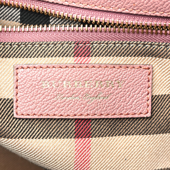 トートバッグ BURBERRY Pastel Pink Leather Micro Shield Shoulder Bag Micro leather shoulder bag in pink - Burberry | Mytheresa