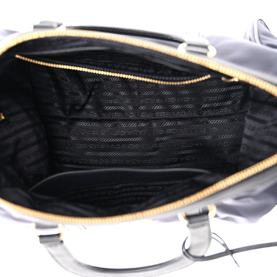ハンドバッグ PRADA MIDNIGHT BLUE CANVAS MEDIUM RE-EDITION 1978 HANDBAG Baltic Blue Prada Re-edition 1978 Medium Re-nylon And