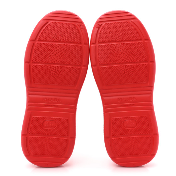 【送料&関税込】Prada Mellow Rubber Mules Prada Mellow Rubber Logo Embossed Mules Clogs Size 40 $625