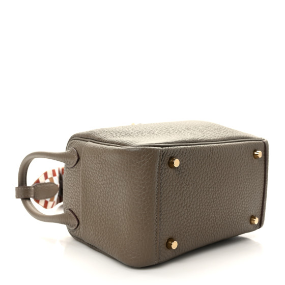 HERMES - lady_a! Hermès Lindy II mini bag Gold | BagUSeek