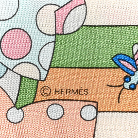 HERMES Silk Les Murmures De La Foret Twilly Beige Rose Bleu
