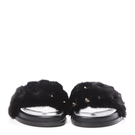 サンダル・ミュール Valentino Garavani Black Eco Fur Sandals VALENTINO GARAVANI Mink Fur Rockstud Slide Sandals 38 Black