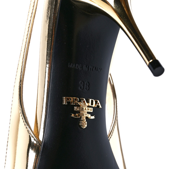 【PRADA】 ロゴ 装飾 レザー ミュール 花 モチーフ エレガント PRADA】プラダ ロゴ入り レザー サンダル ミュール (PRADA