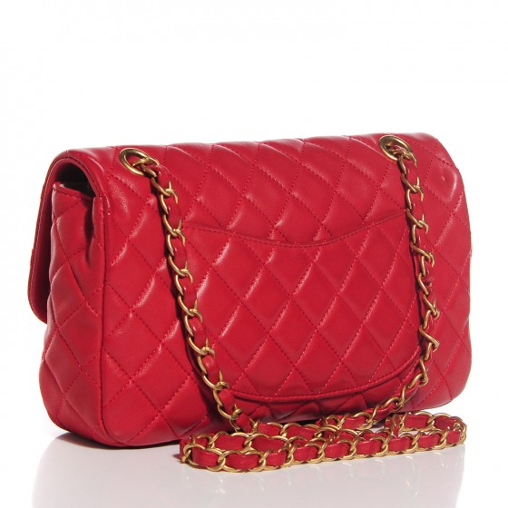 CHANEL リボン 赤 10m CHANEL Lambskin Reverse Chevron Quilted Mini Round Top