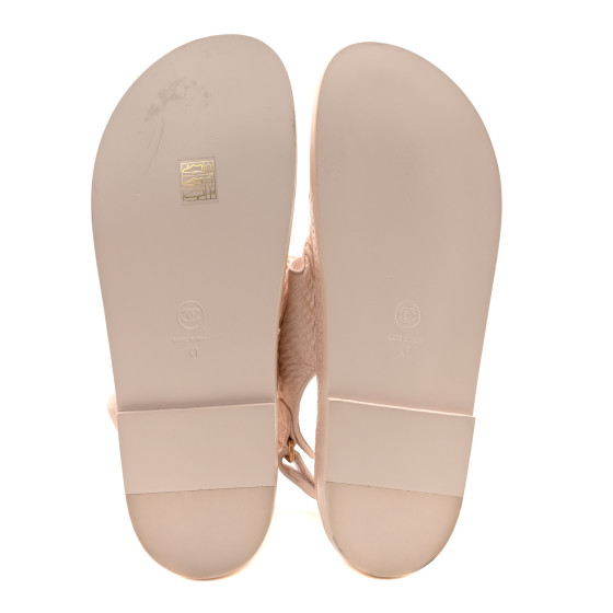 [CHANEL]★Velcro Cubic Sandals CHANEL VELCRO DENIM QUILTED DAD SANDALS – Caroline's Fashion
