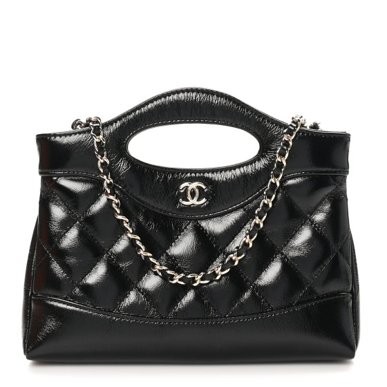 シンプルで上品なデザイン♪【CHANEL 】31 nano バッグ CHANEL Shiny Crumpled Calfskin Quilted Nano 31 Shopping Bag