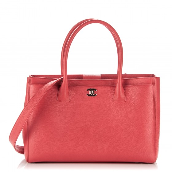 CHANEL Calfskin Cerf Executive Shopper Tote Coral 182291 | FASHIONPHILE