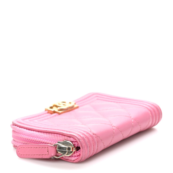 ◆送料込【CHANEL】シャネル Boy Zip Around 財布 Coin Purse Chanel Red Boy Zip Around Coin Purse Wallet | Consign of the