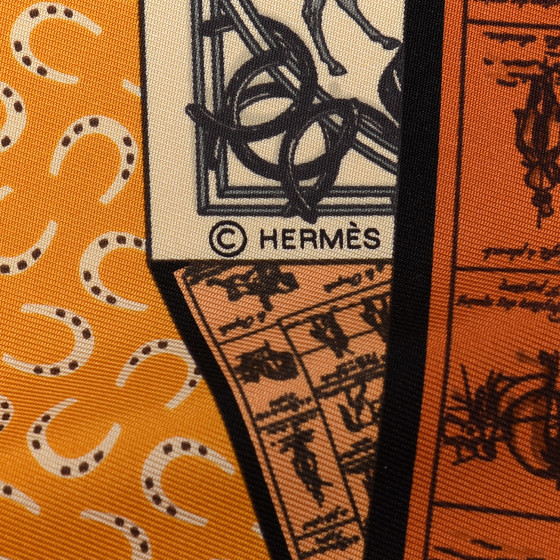 お*が様 HERMES【A Cheval sur mon Carre】カレ90 HERMES Silk A Cheval Sur Mon Carre Scarf 90 840264