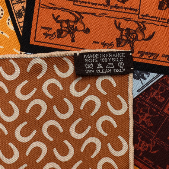 HERMES Silk A Cheval Sur Mon Carre Scarf 90 840264