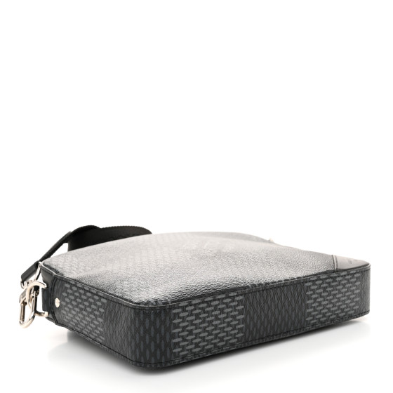 入手困難★希少【LOUIS VUITTON】Trio Messenger Bag Damier 3D Louis Vuitton Trio Messenger Bag Grey Damier Graphite 3D in
