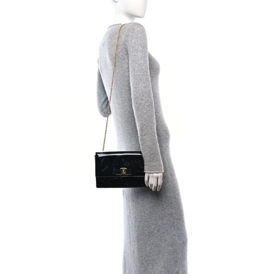 SALVATORE FERRAGAMO Patent Ginny Vara Bow Shoulder Bag Black