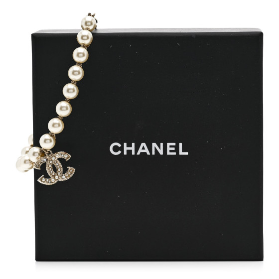CHANEL ゴールド バレッタ クリスタル付き CHANEL Pearl Crystal CC Bracelet Gold 1676569 | FASHIONPHILE