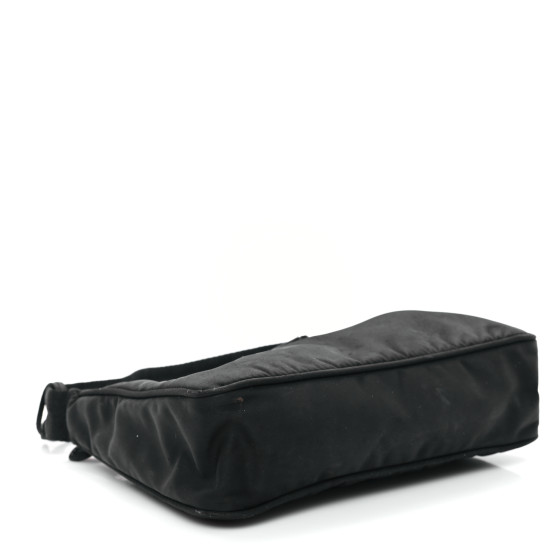 【送料無料】 Re-Edition 2000 Re-Nylon ミニバッグ ブラック Black Re-Nylon Prada Re-Edition 2000 mini-bag | PRADA