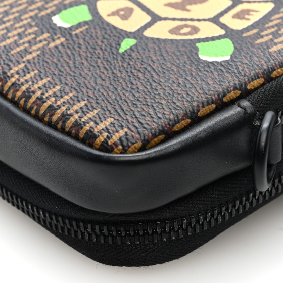 【TTGD】TORTOISE POUCH【BLACK】 LOUIS VUITTON X NIGO Giant Damier Ebene Tortoise Double