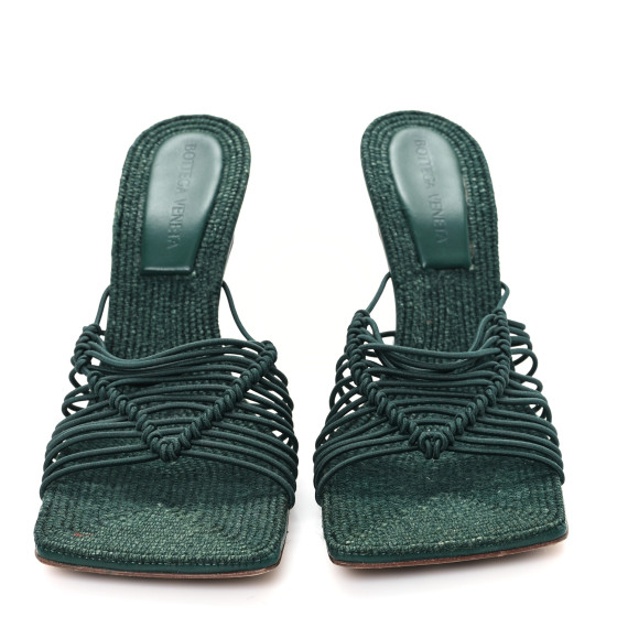 直営店直送/BOTTEGA VENETA/RAFFIA SANDALS 太めヒール 大人気☆ BOTTEGA VENETA Raffia Elasticized Stretch Mule Sandals 37