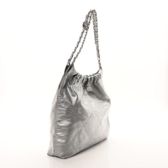 みな CHANEL Metallic Calfskin Quilted Chanel 22 Silver 1680987