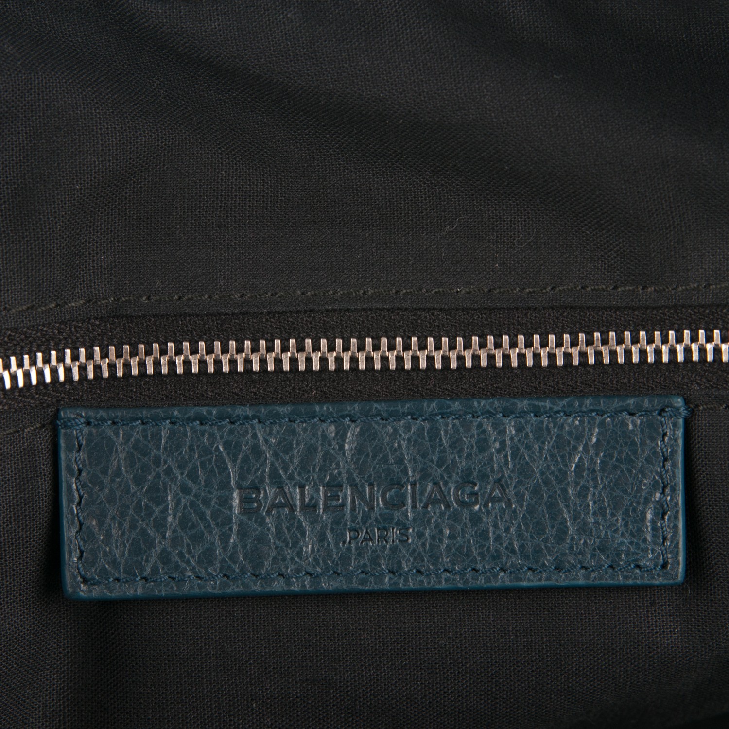 バレンシアガ　Agneau Mini Folder レザー BALENCIAGA Agneau Classic Hardware Mens Mini Folder Strap