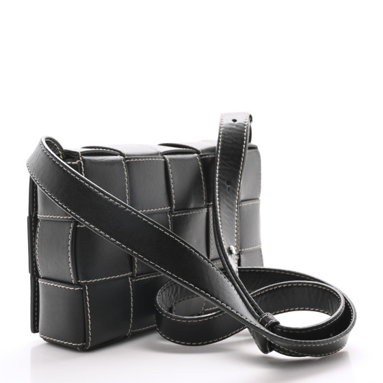 BOTTEGA VENETAのバッグ ボッテガ・ヴェネタ BOTTEGA VENETA イントレチャートミニ
