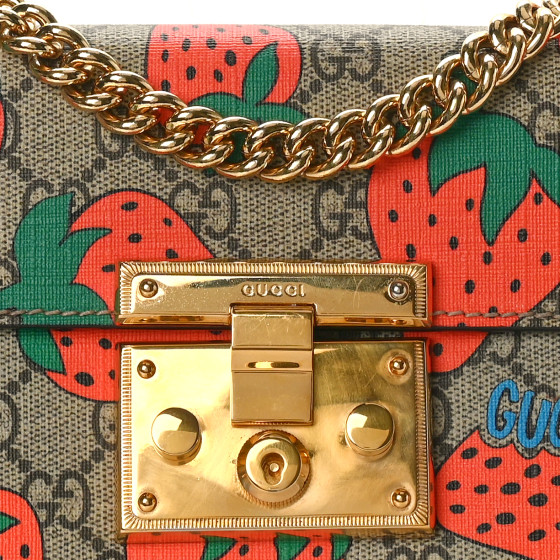 ショルダーバッグ・ポシェット Padlock Gg Strawberry Small Shoulder Bag Gucci Padlock Gg Strawberry Small Shoulder Bag - Runway Catalog