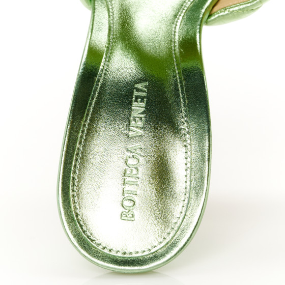 サンダル・ミュール BOTTEGA VENETA Sandals Women Leather Green/Pistachio Bottega Veneta Shiny Pistachio Green Padded Leather Slide