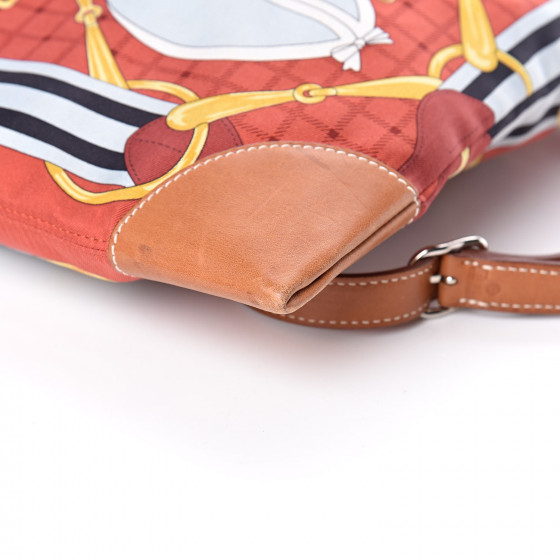 HERMES Silk Tatersale SilkyCity 33 PM Bag 423637 | FASHIONPHILE
