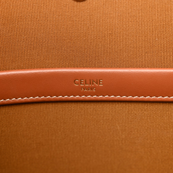 【CELINE】Micro cabas in Triomphe canvas and calfskin 10M742GCE-04LU_1_FW24_P1_W.jpg