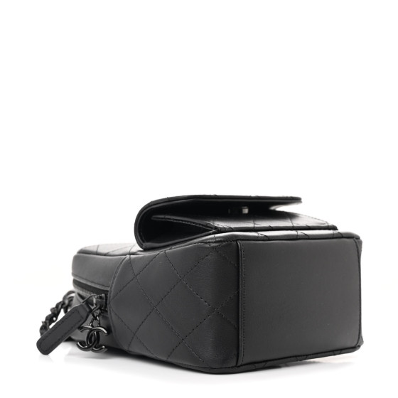 大人気 So Black★ CHANEL クラシック ミニ バックパック クラシック ミニ バックパック - ラムスキン、ブラック