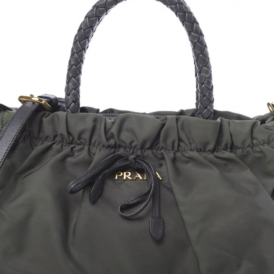バッグ PRADA TESSUTO NYLON BOW RIBBON HAND BAG PRADA Tessuto Nylon Bow Shoulder Bag Green 675035 | FASHIONPHILE