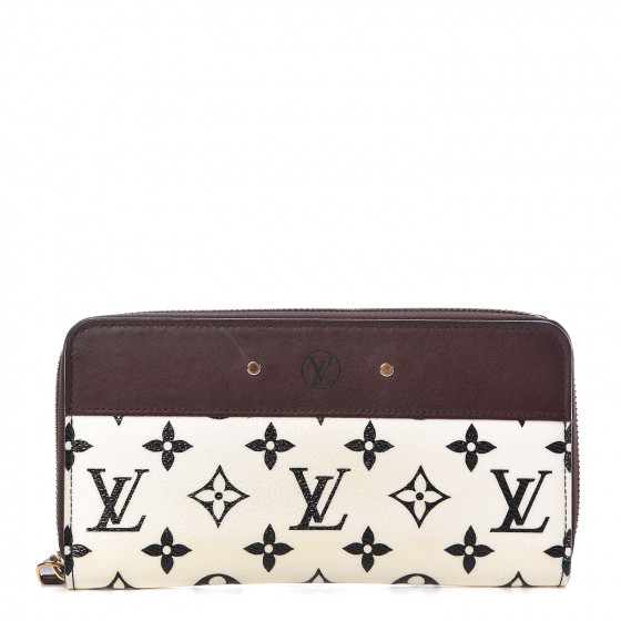 LOUIS VUITTON Calfskin Monogram Gamma Zippy Wallet White