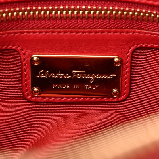 【送料&関税込】Salvatore Ferragamo Bags.. Red $_57.JPG?set_id=8800005007
