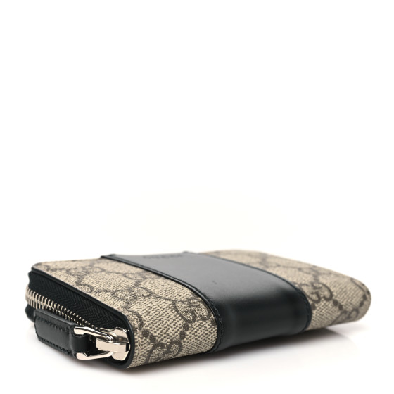 GUCCI GG Supreme Monogram Zip Around Card Case Black 1683878
