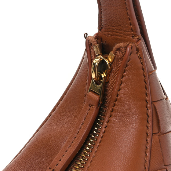 ショルダーバッグ・ポシェット BOTTEGA VENETA DROP SMALL HOBO BAG IN INTRECCIATO NAPPA Bottega Veneta | Small Hop Shoulder Bag – Kirna Zabête