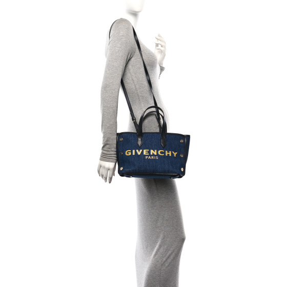 GIVENCHY アナグラムロゴ デニム ミニ ハンドバッグ ブルー GIVENCHY アナグラムロゴ デニム ミニ ハンドバッグ ブルー