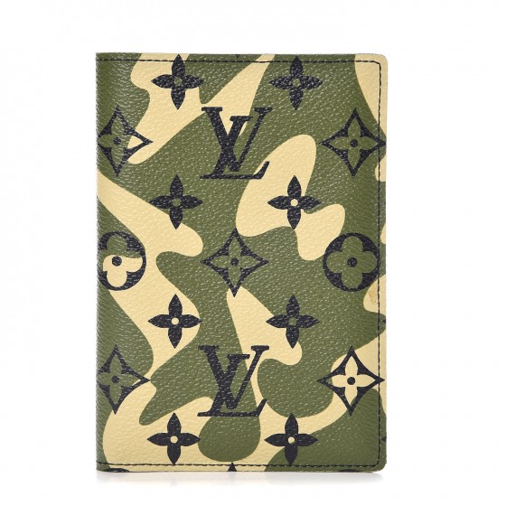 LOUIS VUITTON Monogramouflage Passport Cover 334179 FASHIONPHILE