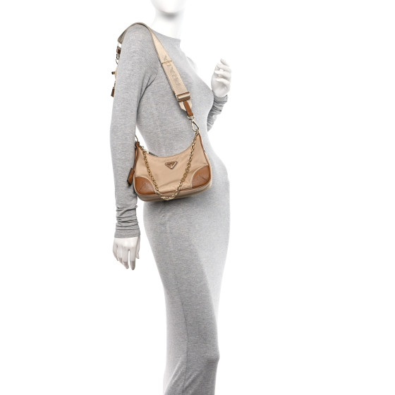 【関税&送料込】Prada Camel Leather Re-Edition 2005 Shoulder Prada Camel Leather Re-edition 2005 Shoulder Bag | italist