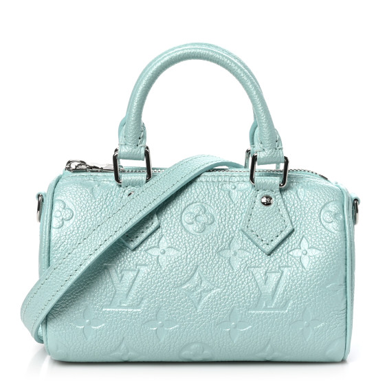 Louis Vuitton シュシュ 緑・青 Made in Italy Louis Vuitton Blue/Green Monogram Embossed Lambskin Leather