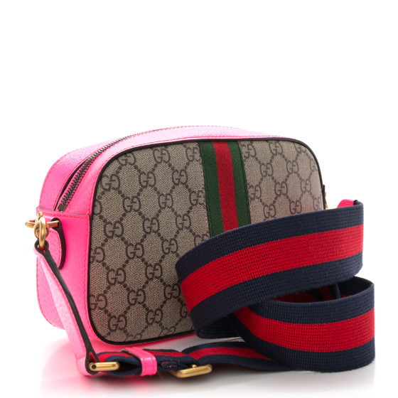 GUCCI★素敵！GG Supreme Monogram Carnation Shoulder Bag Gucci - GG Supreme Monogram Embroidered Carnation Medium
