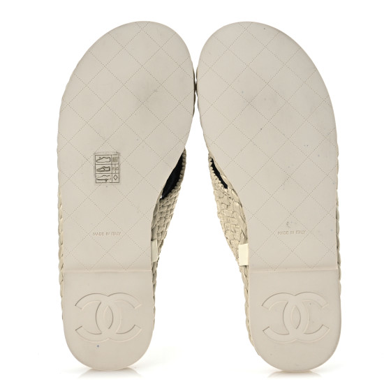 CHANEL Raffia Camellia Flower Thong Sandals 38.5 Ivory