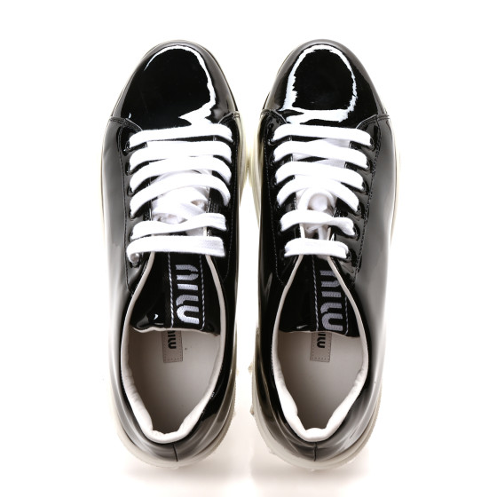 MIU MIU ブラックスニーカー クリスタル装飾 MIU MIU Patent Crystal Sneakers 39.5 Black 1694125