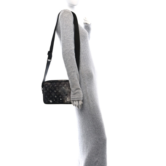 LOUIS VUITTON Monogram Galaxy Alpha Messenger 1689899