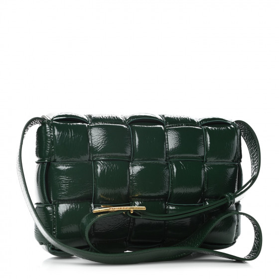 【DISCERNMENT】Cassette Glossy Padding Bag Bottega Veneta Black Nappa Shiny Leather Maxi Weave Padded