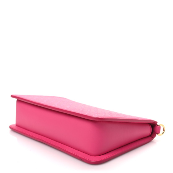 LOUIS VUITTON ローズデバン Louis Vuitton Fuchsia Monogram Vernis Lexington Pochette Bag