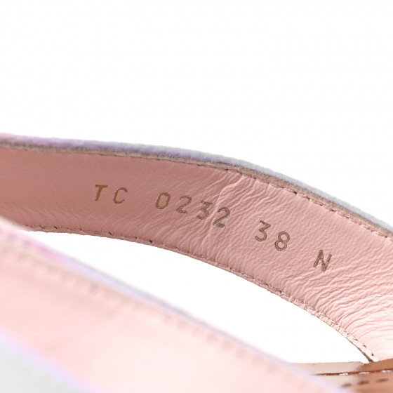 可愛くオシャレに♪Louis Vuitton★プリーツウォッシュス ピンク Pink Louis Vuitton Shoes - Shop on Pinterest