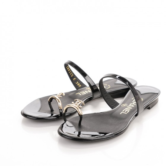 CHANEL Patent CC Toe Ring Sandals 36 Black 169449 | FASHIONPHILE
