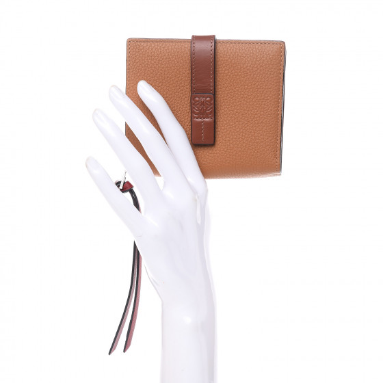 ☆LOEWE☆ Small Vertical 折り財布 LIGHT CARAMEL×PECAN♪ ☆LOEWE☆ Small Vertical 折り財布 LIGHT CARAMEL×PECAN♪