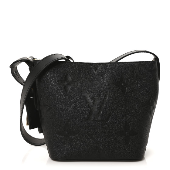 Louis Vuitton エピレザー ブラック バッグ LOUIS VUITTON ルイヴィトン エピ ショルダーバッグ ブラック