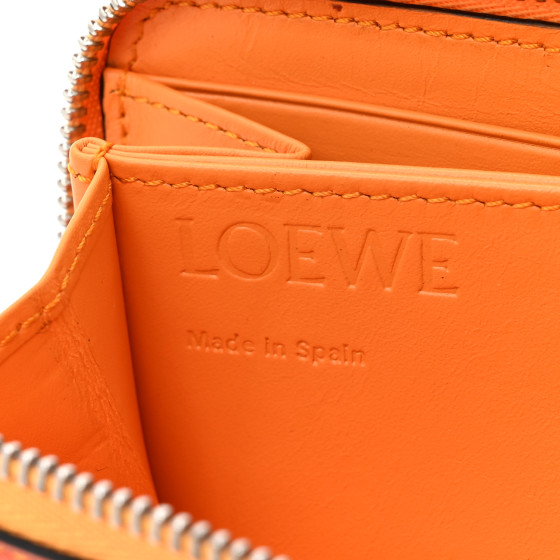 【もちもちもちこ】LOEWE zip around ウォレット Knot zip around wallet in shiny nappa calfskin Beige - LOEWE