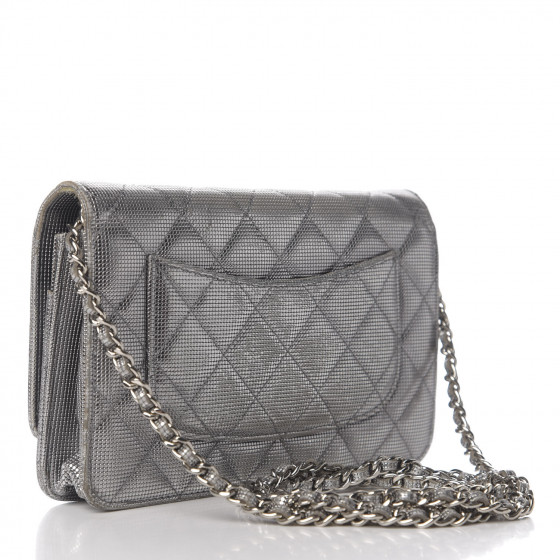 ma-chanページ CHANEL Metallic Calfskin Quilted Pixel Effect Wallet on